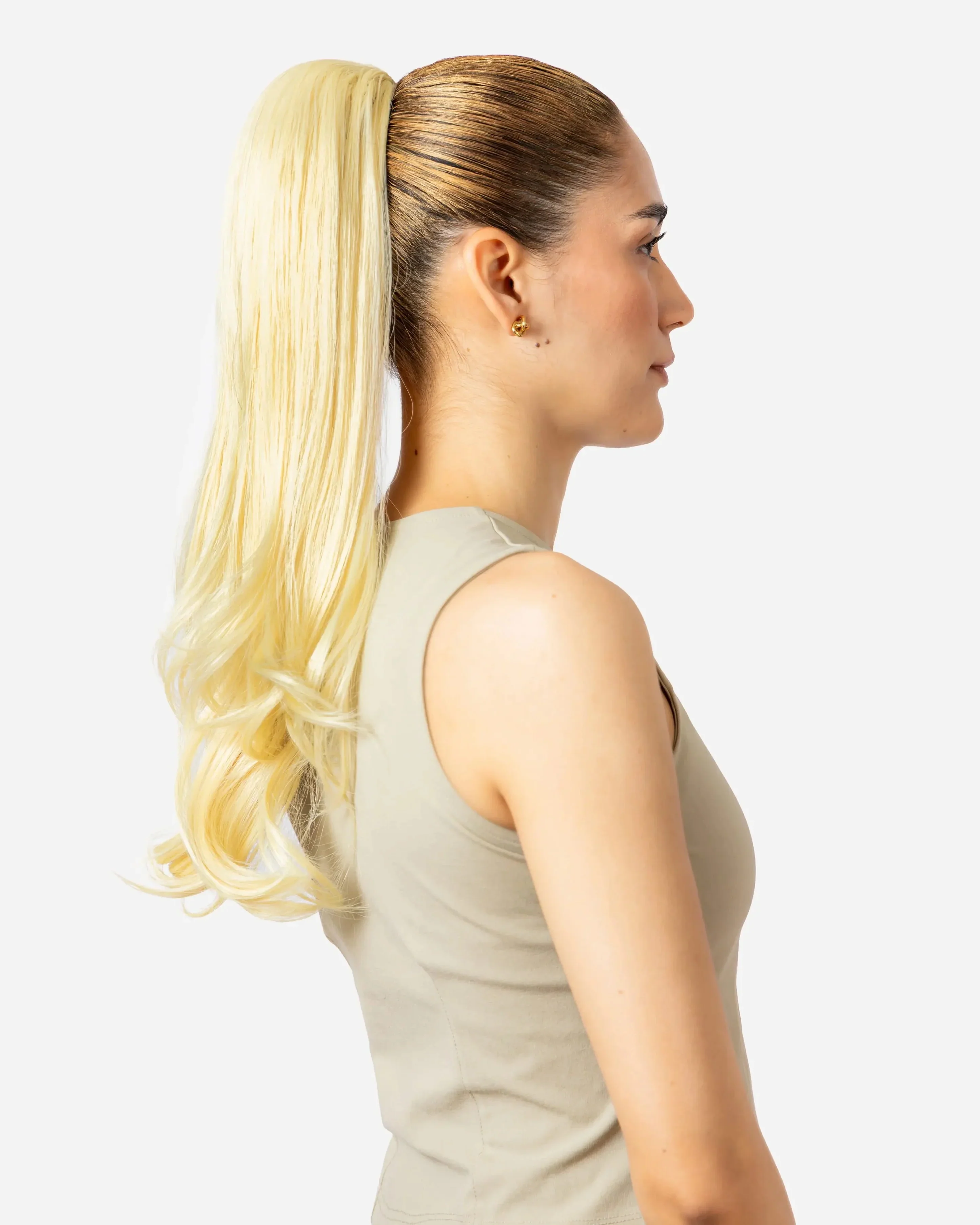 Ruby Human Touch CAMI 19" Ponytail - Image 3