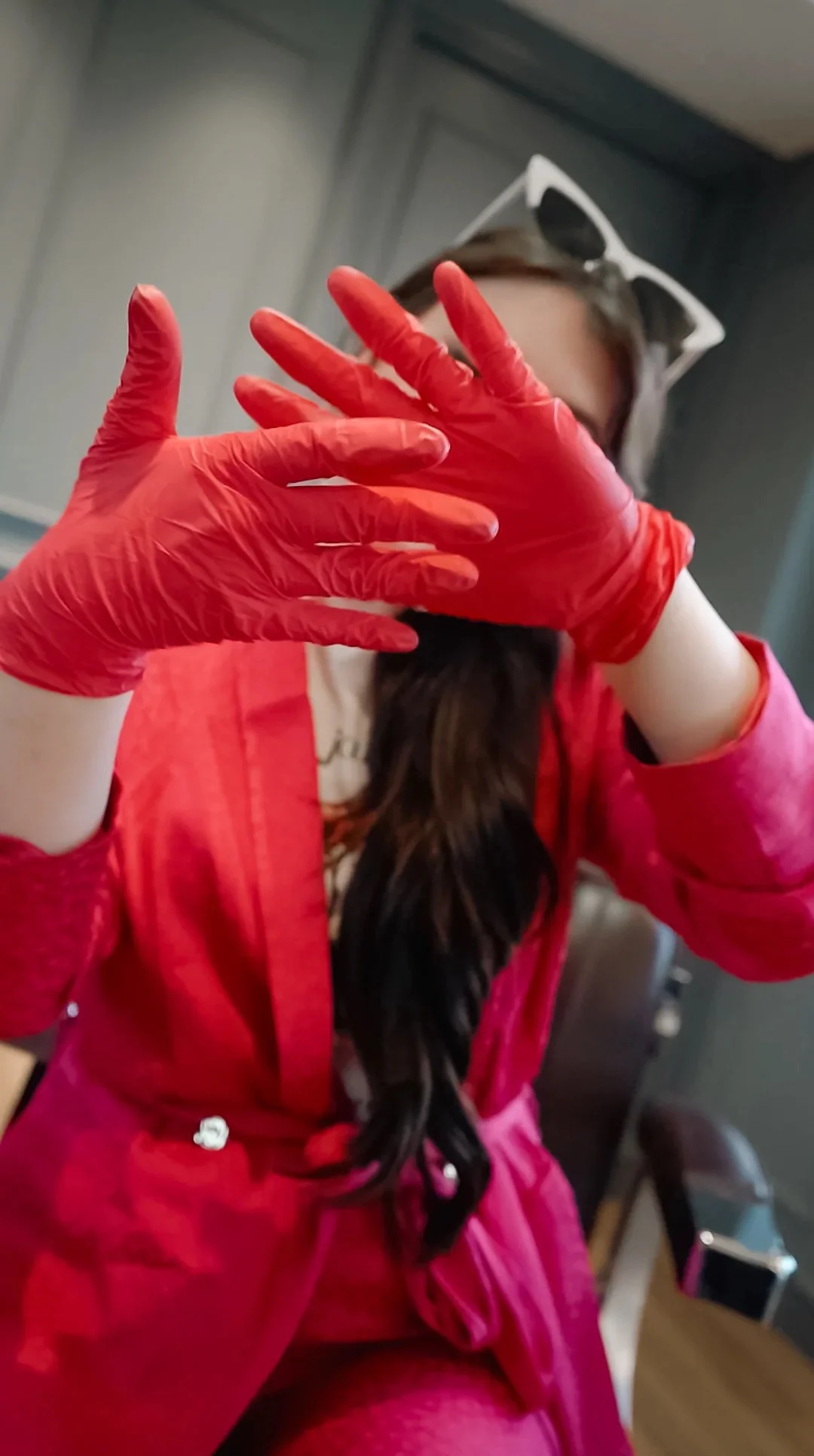 Level 3 Professional Nitrile Gloves 100 Pack - Image 4